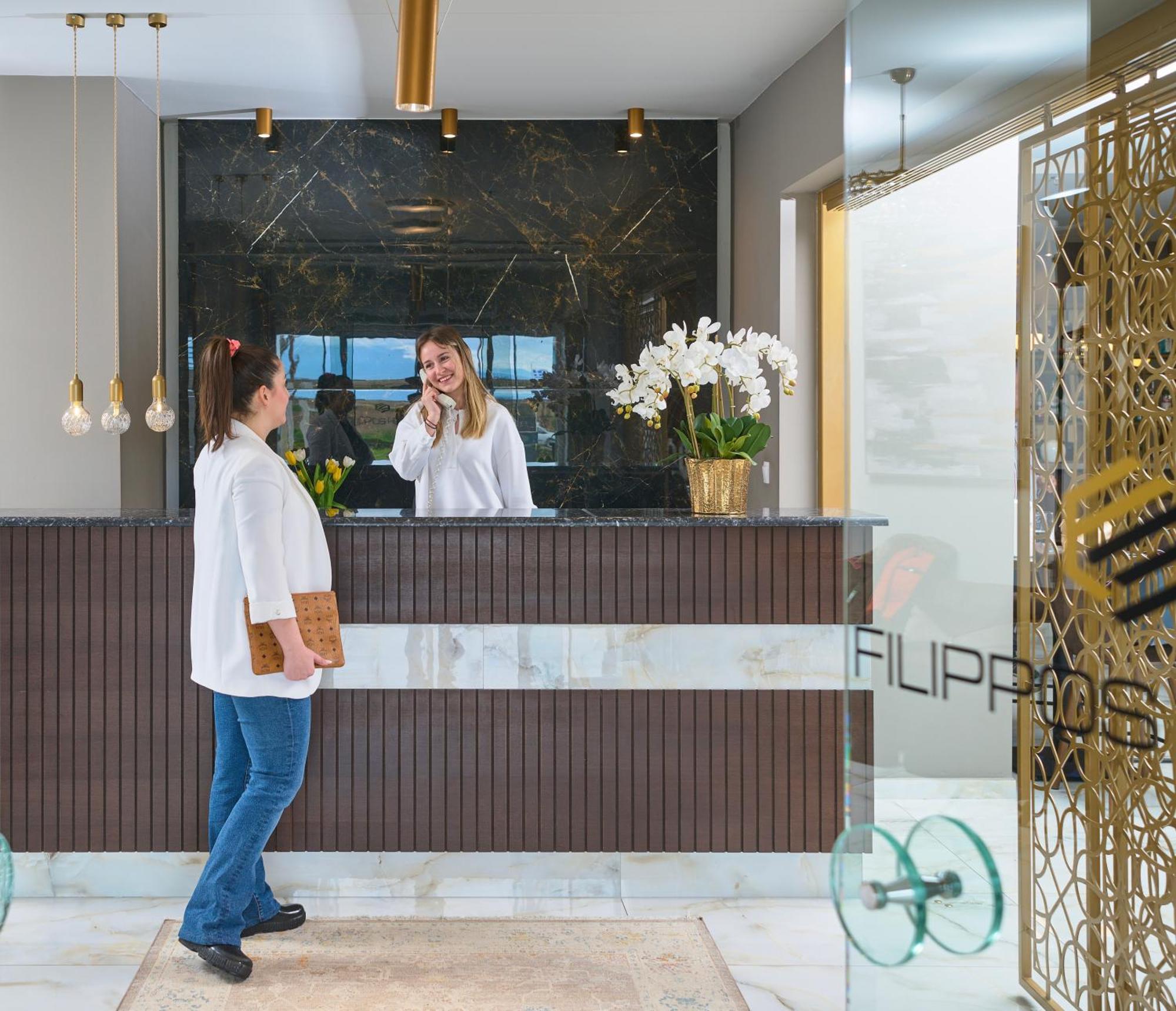 Filippos Hotel Халкидон Экстерьер фото